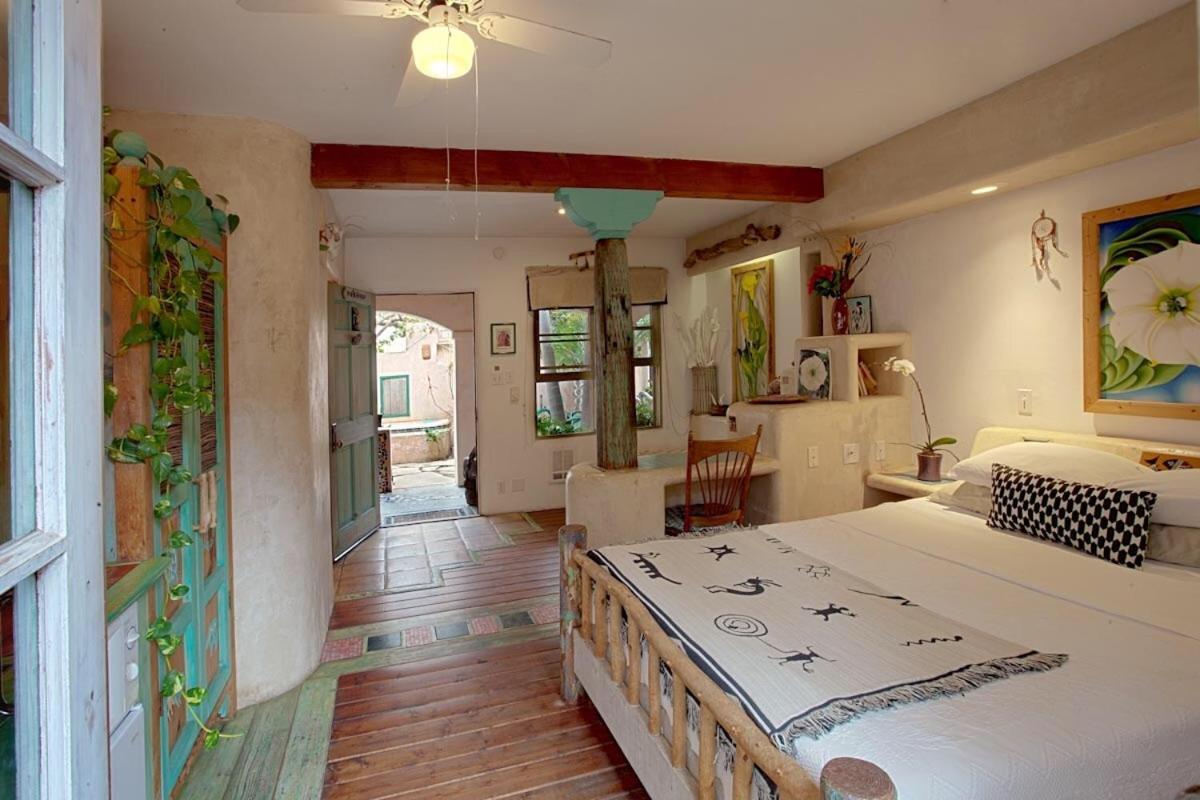 Les Artistes Inn Del Mar Room photo