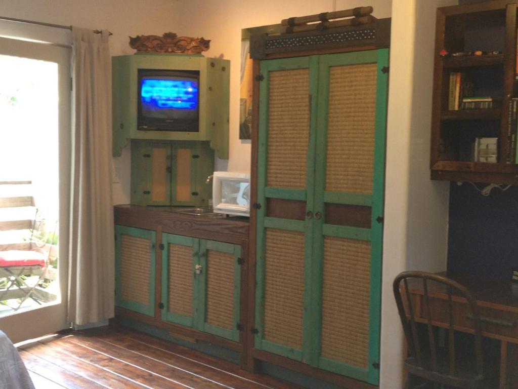 Les Artistes Inn Del Mar Room photo